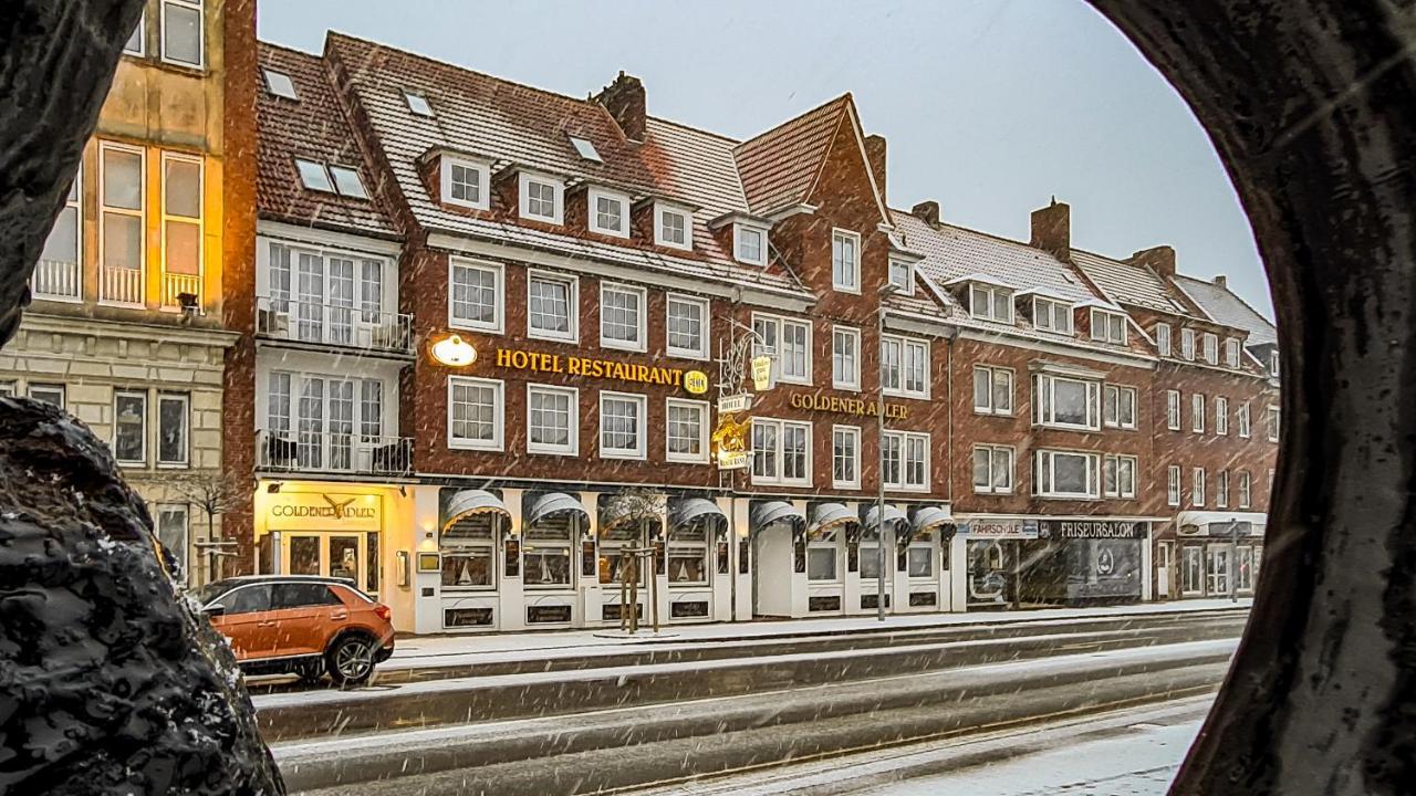 Restaurant Hotel Goldener Adler Emden Buitenkant foto
